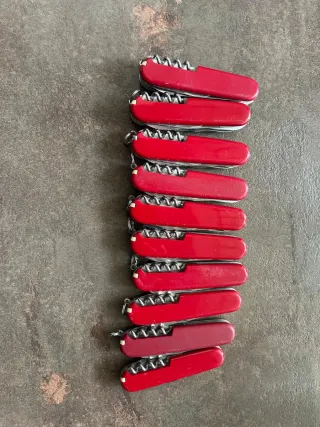 Coltellino Victorinox Rosso