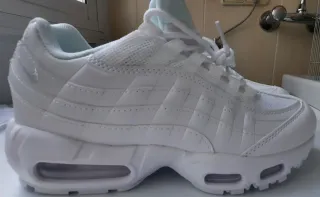 Zapatillas Nike Air Max 95 Talla 42 Blancas