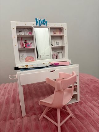 Tocador de Nancy con silla