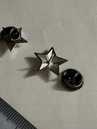 Spillette pin a forma di stella