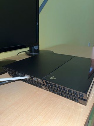 PS4 500GB + Mando + Cables Originales+Black ops 4