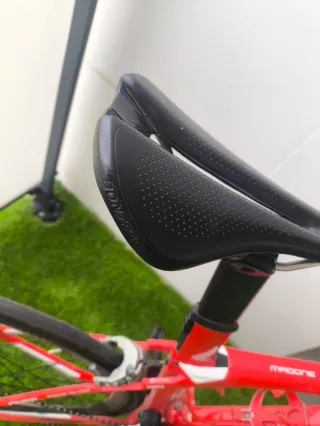 Bicicleta de carretera TREK Madone talla 52