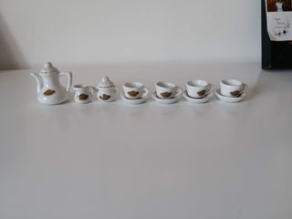 Mini set da tè in porcellana