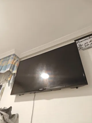 Televisión Edenwood Negra