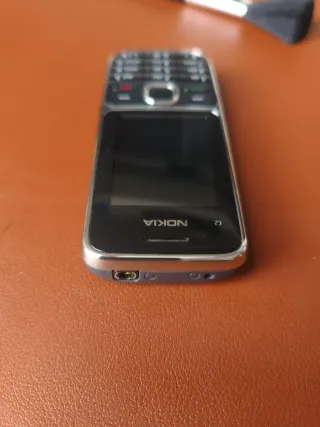 Telefono mobile Nokia C2. Vintage. Perfetto.
