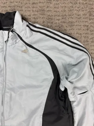 ¡¡OFERTA!! Talla L Chaqueta Adidas Gris y Negra