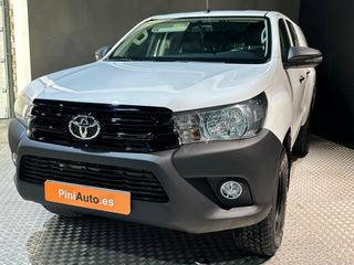 Toyota Hilux 2.4 D-4D Cabina Doble GX Plus