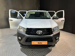 Toyota Hilux 2.4 D-4D Cabina Doble GX Plus