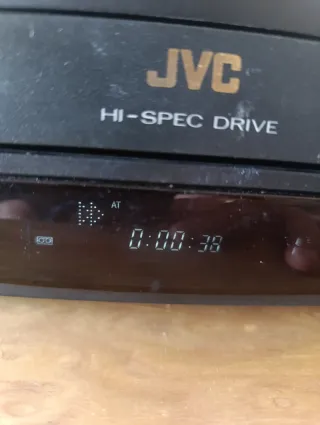 Vídeo VHS JVC HR-J210