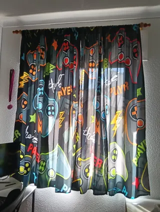 Pacchetto Tende, Tappeto e Cuscini Gamer