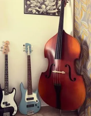 Classes de baix a Barcelona