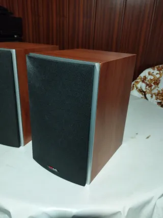 Altavoces Polk Audio 30