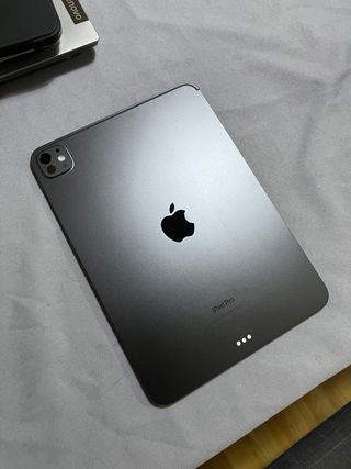 iPad Pro M4 11 256GB Plata + Funda y Lápiz
