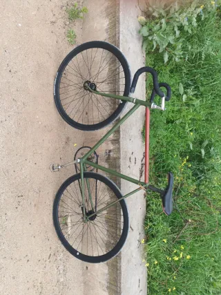 Bicicleta BH Fixie Carretera