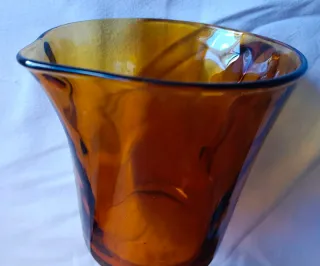 Jarra de cristal ámbar Duralex antigua