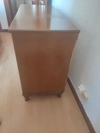 Cómoda Antigua Madera