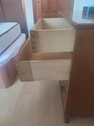 Cómoda Antigua Madera