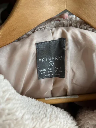 Abrigo borrego mujer Primark beige Talla S