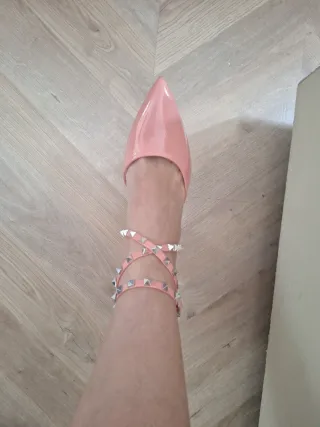 Zapatos Raid rosa salmón con tachuelas