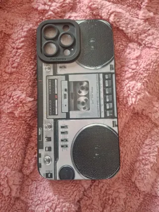 Custodia iPhone Pro (11-16) Design Boombox