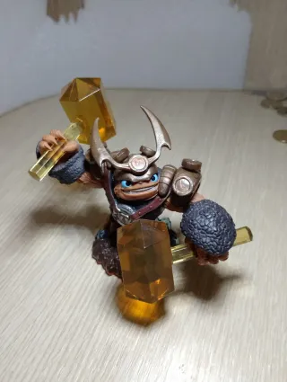 Skylanders Trap Team Wallop Trap Master Terra