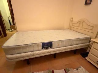 Cama 90cm con colchón y cabecero