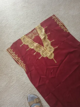 Kaftán Granate y Oro. Ligero y largo. 0, 64 x 1,34