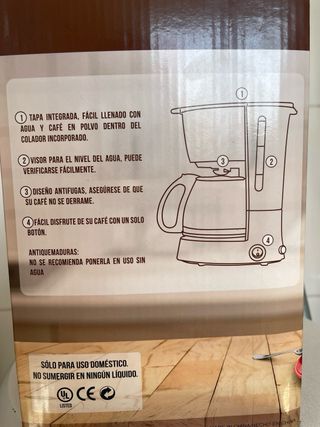 Cafetera Eléctrica iWotto 6 Tazas Roja