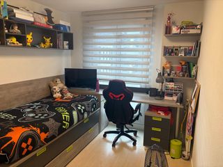 Dormitorio juvenil completo casi nuevo REBAJADO