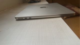 MacBook Air M3 2024