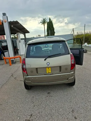 Axiam  A 741 coche sin carnet,