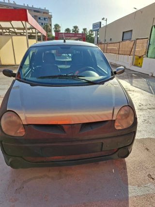 Axiam  A 741 coche sin carnet,