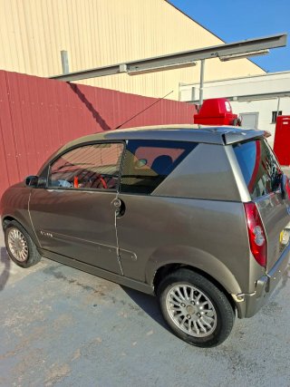 Axiam  A 741 coche sin carnet,