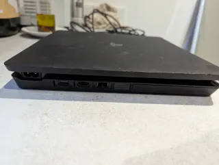 PS4 (PlayStation 4) Negra + 2 Mandos