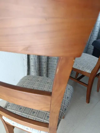 Juego 2 sillas provenzal madera y tela