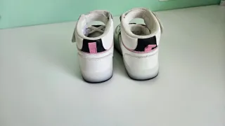 Zapatillas Hello Kitty LED Talla 29