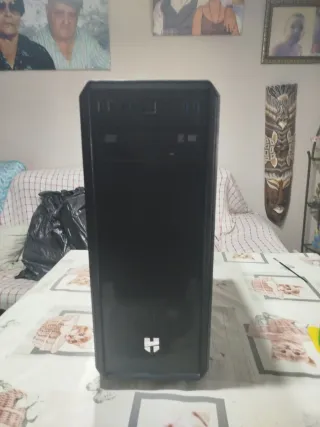 Caja de PC H