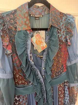 Vestido H. Preppy largo azul patchwork volantes