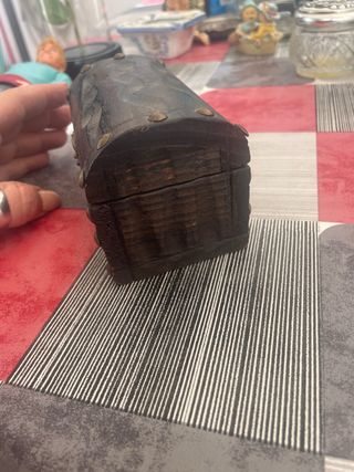 Baúl joyero madera y dorado