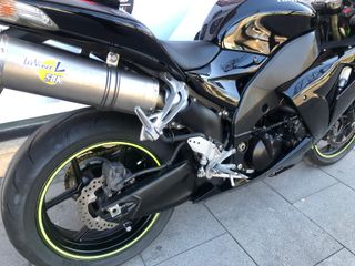 Kawasaki ZX-10R Negra