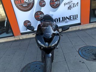 Kawasaki ZX-10R Negra