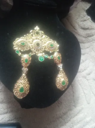 Broche y pendientes fallera oro y esmeralda