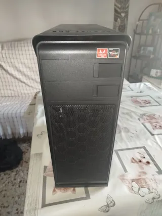 Caja PC AMD