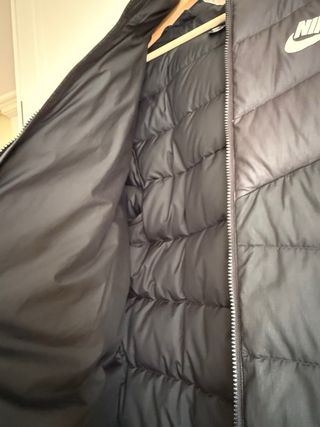 Chaqueta Nike Negra con Capucha