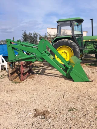 Pala frontal para tractor