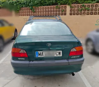 Toyota Avensis 1999