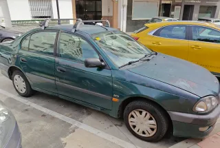 Toyota Avensis 1999