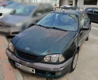 Toyota Avensis 1999