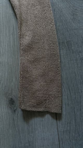 Jersey fino entretiempo dorado