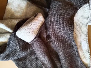 Jersey Macadamia Marrón/Gris Suave Alpaca